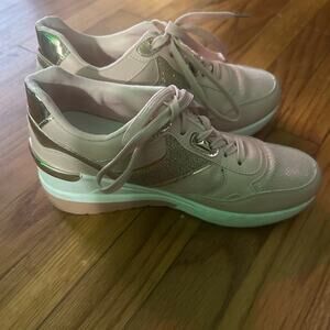 Ninety Union Relax Wedge Fashion Sneakers Blush Glitter Size 9